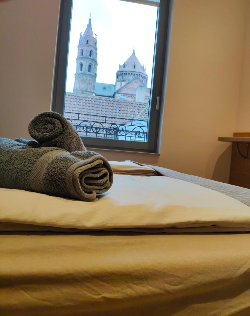 Kriemhilde Dependance Hotell Worms Exteriör bild